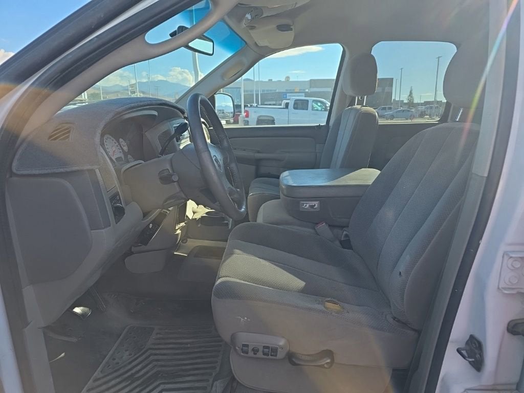 2002 Dodge Ram 1500 Base