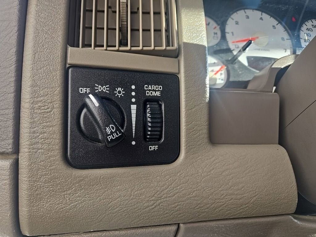 2002 Dodge Ram 1500 Base