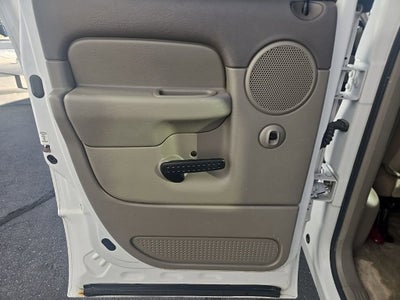 2002 Dodge Ram 1500 Base