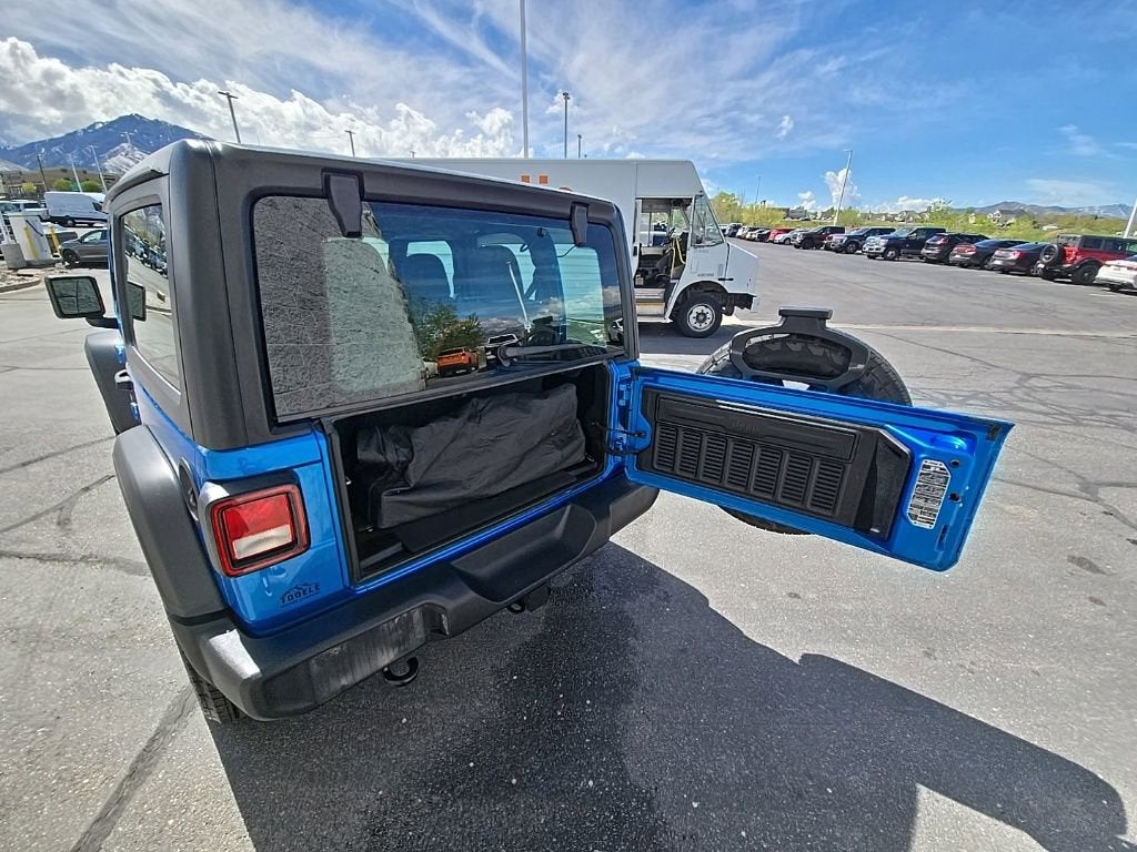 2025 Jeep Wrangler Sport