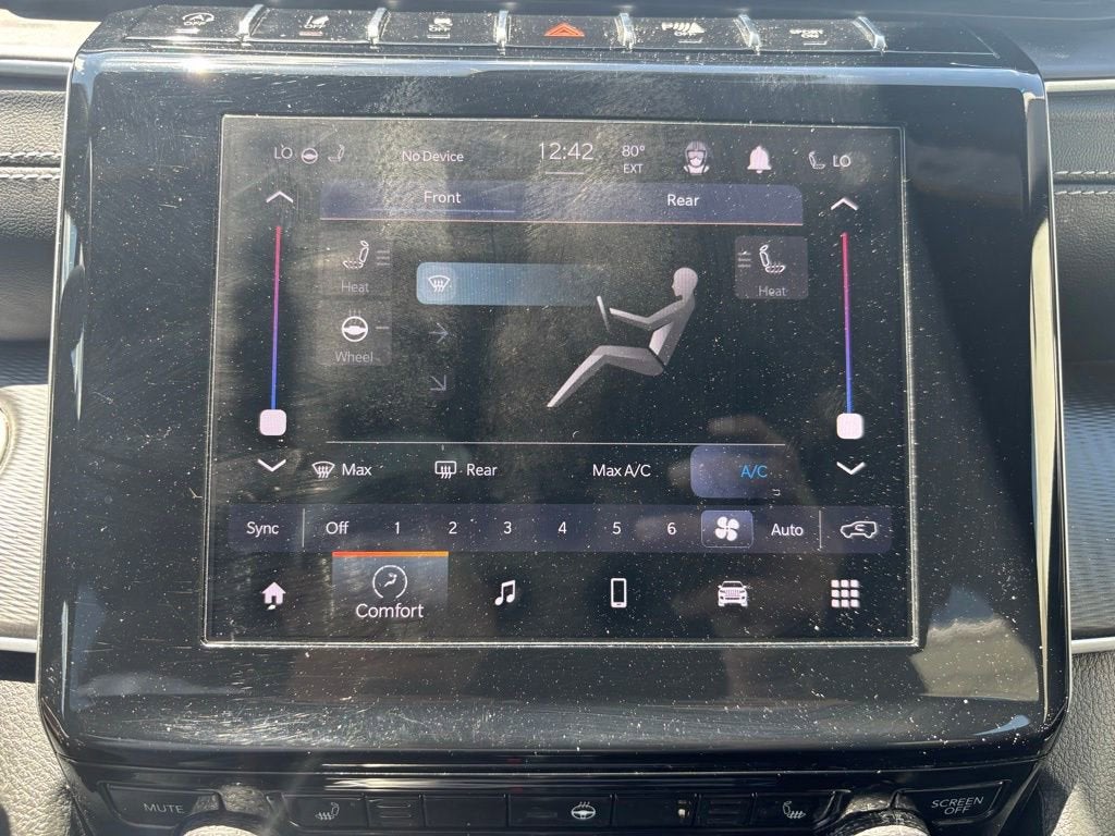 2023 Jeep Grand Cherokee L Altitude 4x4