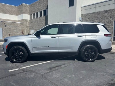 2023 Jeep Grand Cherokee L Altitude 4x4