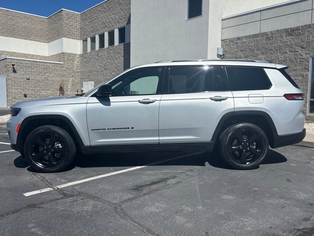 2023 Jeep Grand Cherokee L Altitude 4x4