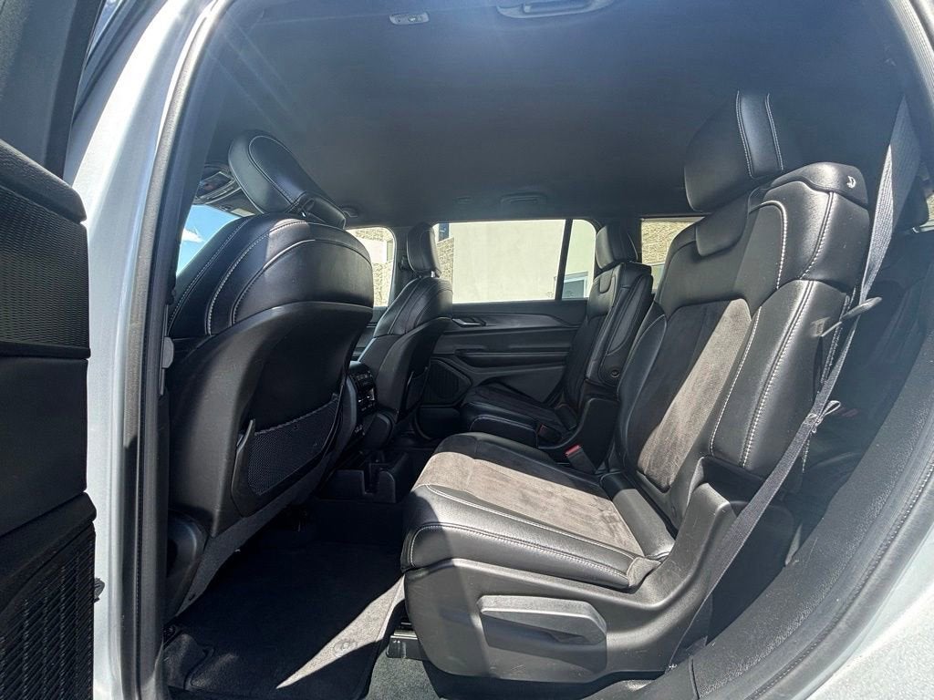 2023 Jeep Grand Cherokee L Altitude 4x4