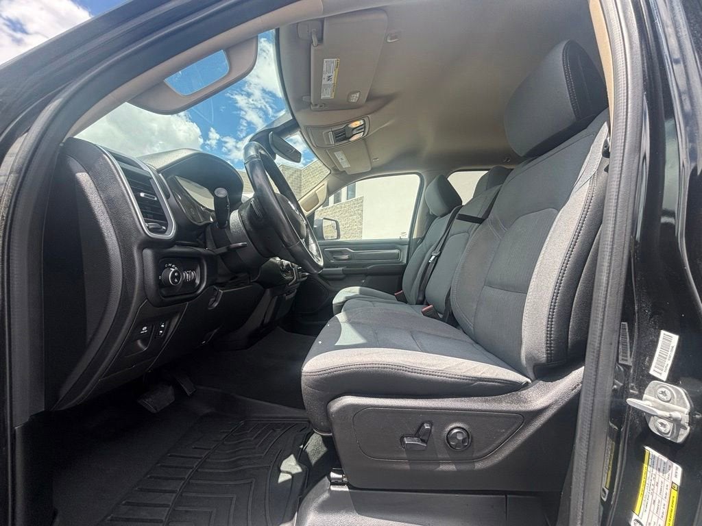 2019 RAM 1500 Big Horn/Lone Star Crew Cab 4x4 5'7" Box