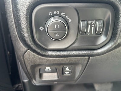 2019 RAM 1500 Big Horn/Lone Star Crew Cab 4x4 5'7" Box