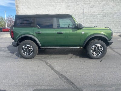 2022 Ford Bronco Base