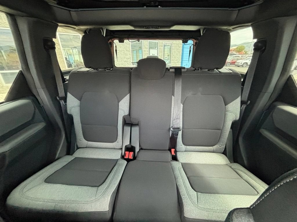 2023 Ford Bronco Base