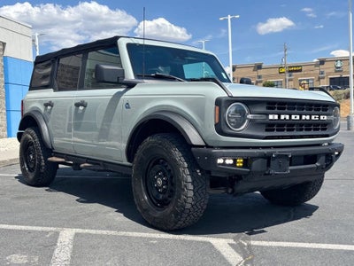 2021 Ford Bronco Base