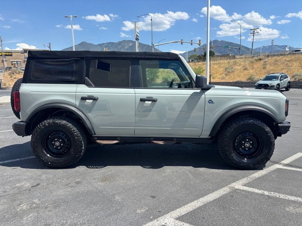 2021 Ford Bronco Base