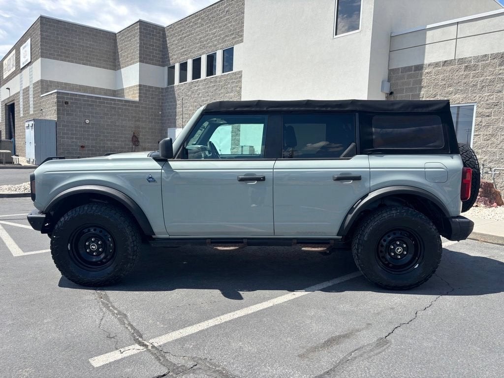 2021 Ford Bronco Base