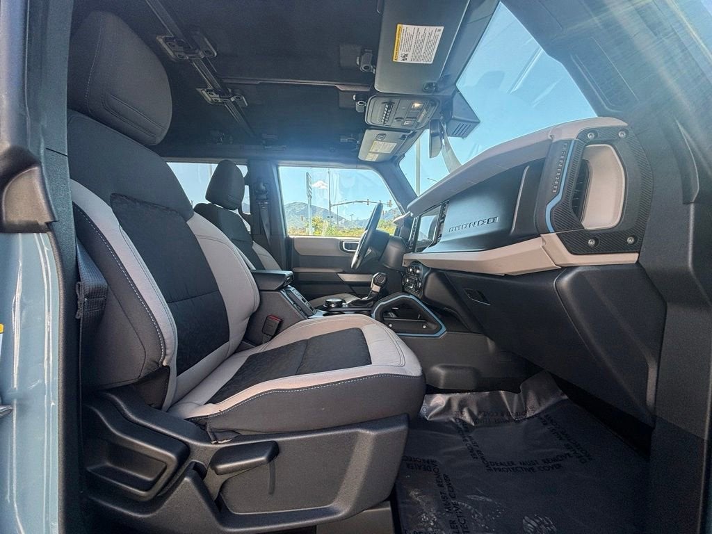 2022 Ford Bronco Base