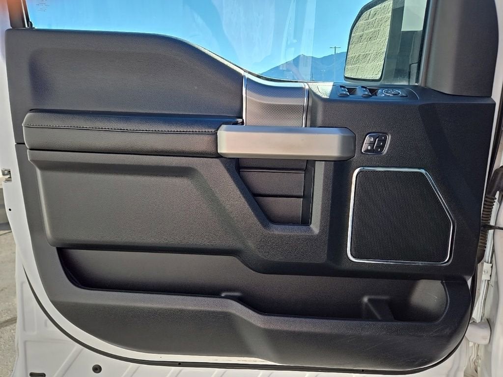 2015 Ford F-150 XLT w/HD Payload Pkg