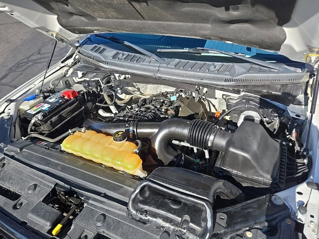 2015 Ford F-150 XLT w/HD Payload Pkg