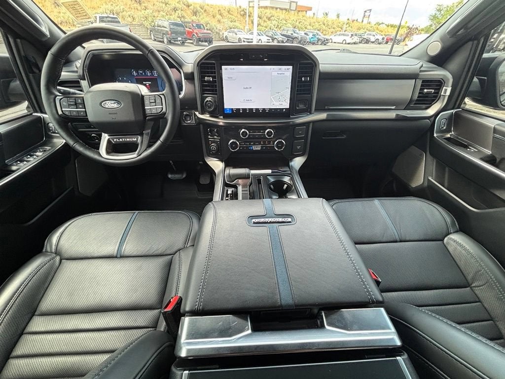 2025 Ford F-150 Platinum