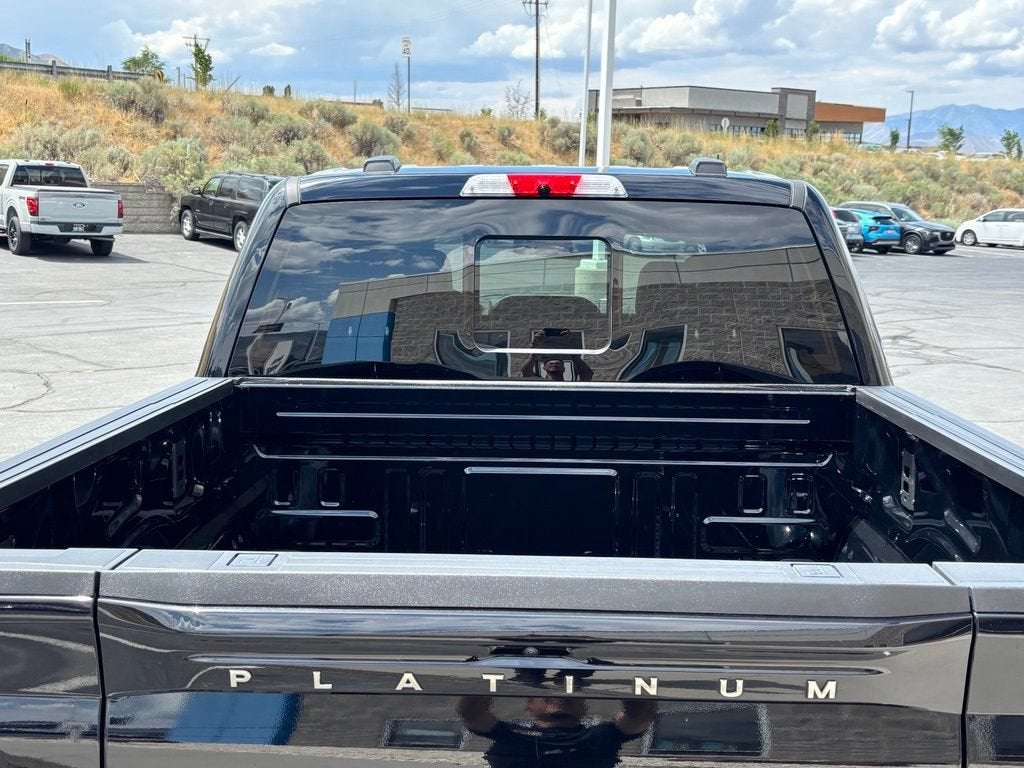 2025 Ford F-150 Platinum