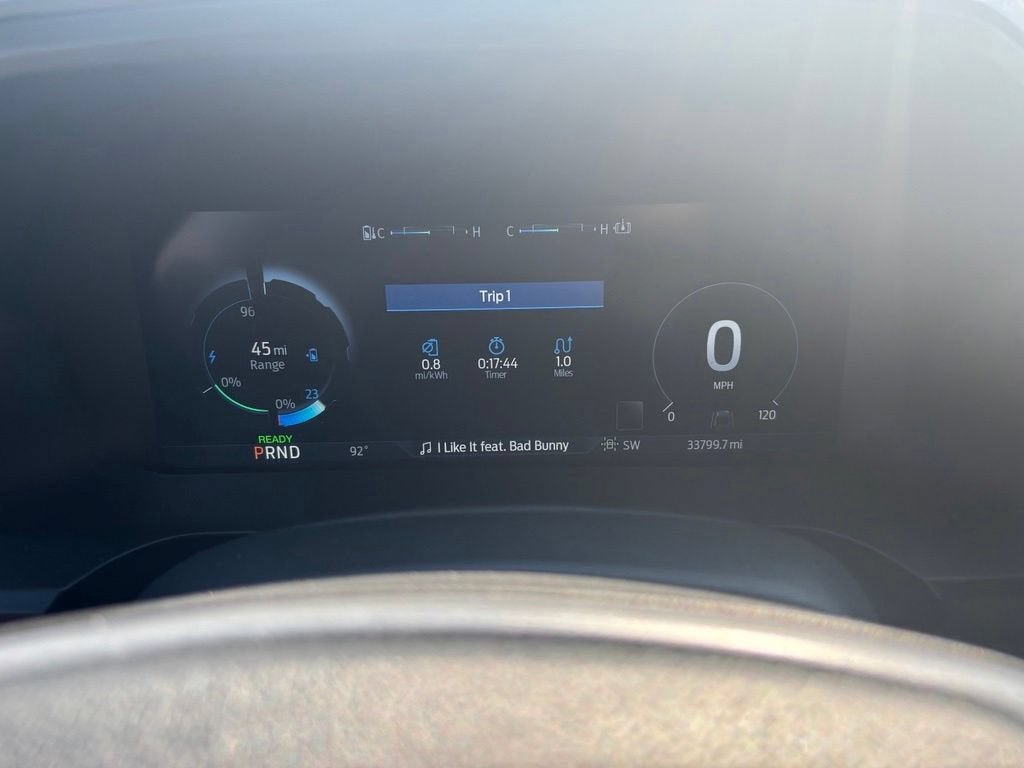 2023 Ford F-150 Lightning LARIAT