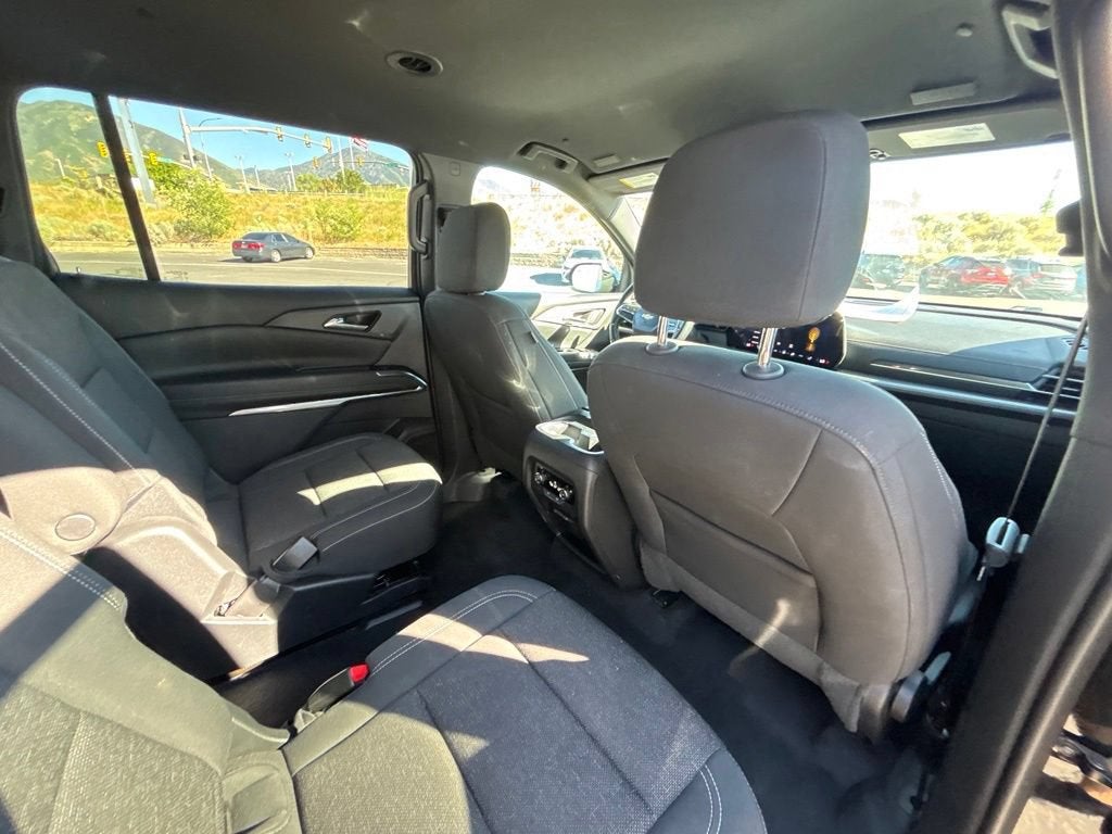 2024 Chevrolet Traverse LT