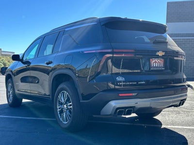 2024 Chevrolet Traverse LT