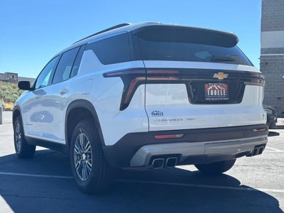 2024 Chevrolet Traverse LT