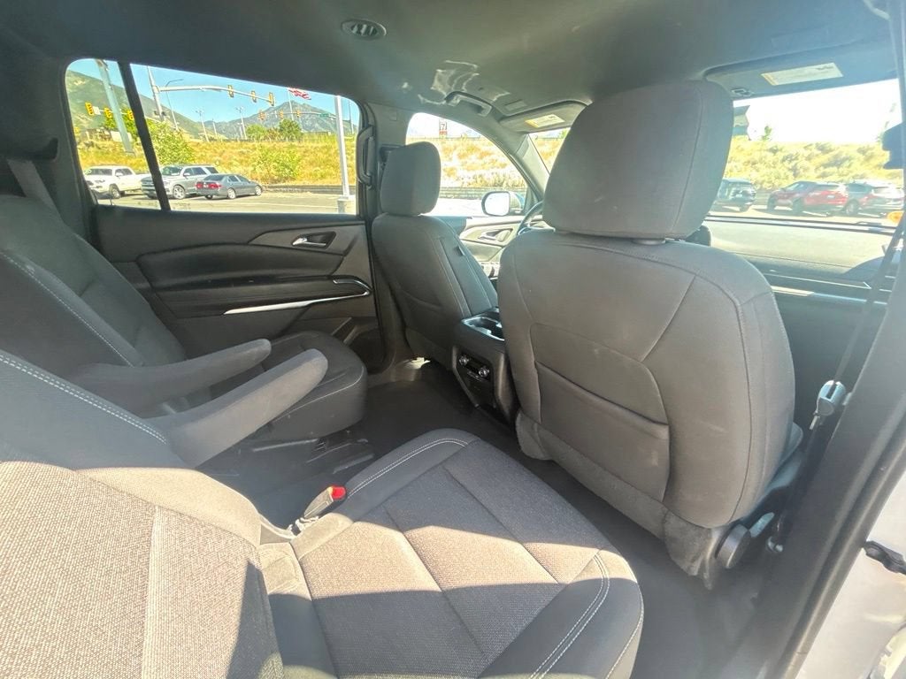 2024 Chevrolet Traverse LT