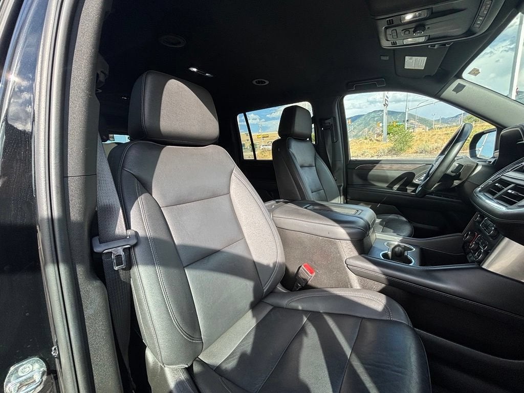 2023 Chevrolet Suburban LT