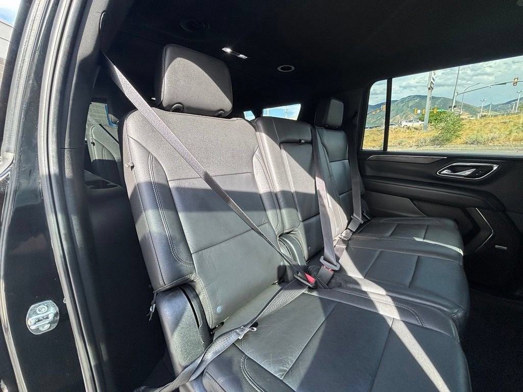 2023 Chevrolet Suburban LT