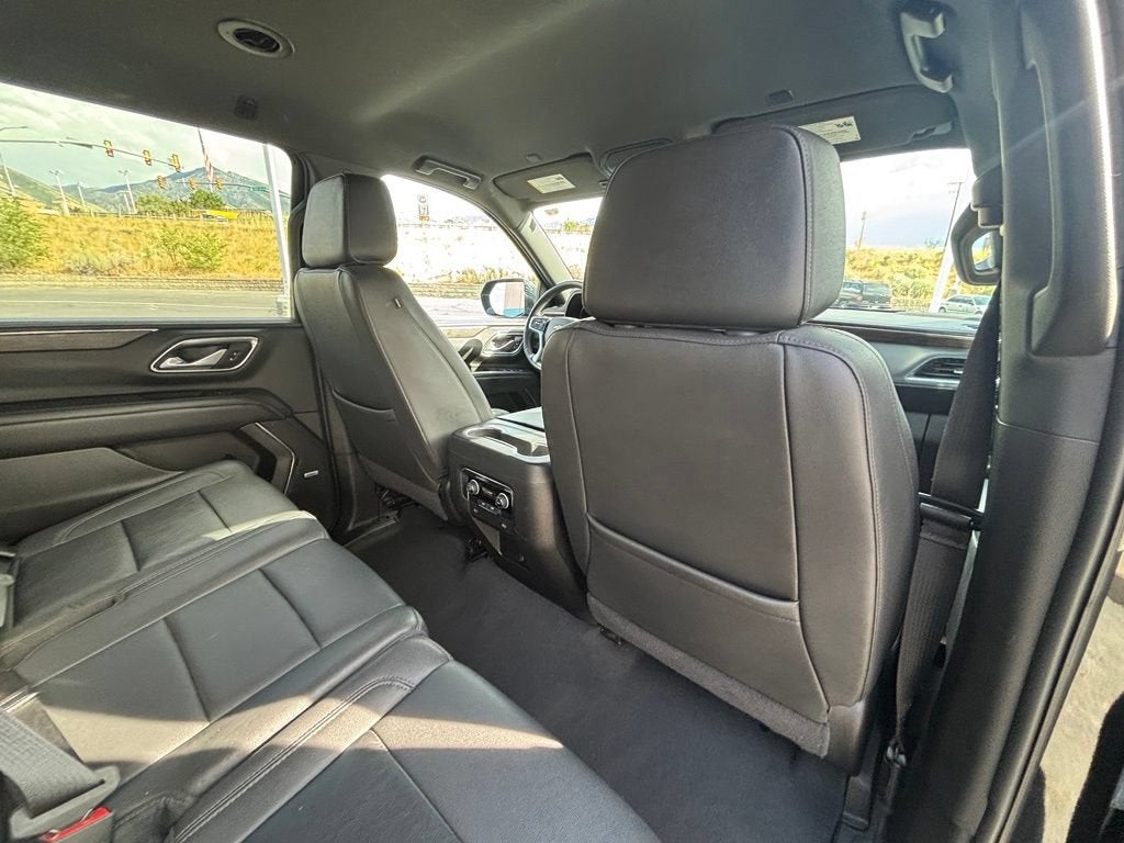 2023 Chevrolet Suburban LT