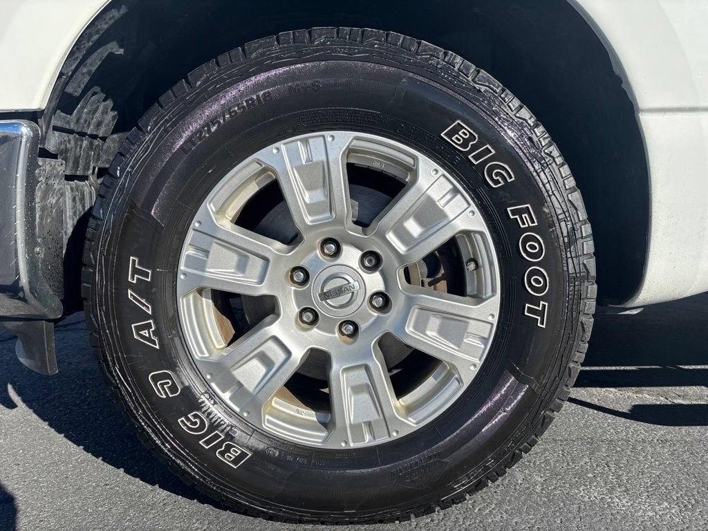 2018 Nissan TITAN SV