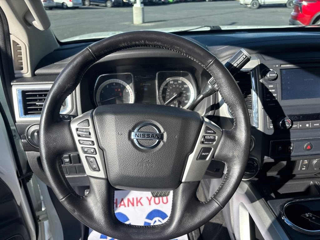 2018 Nissan TITAN SV