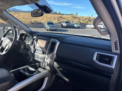 2018 Nissan TITAN SV