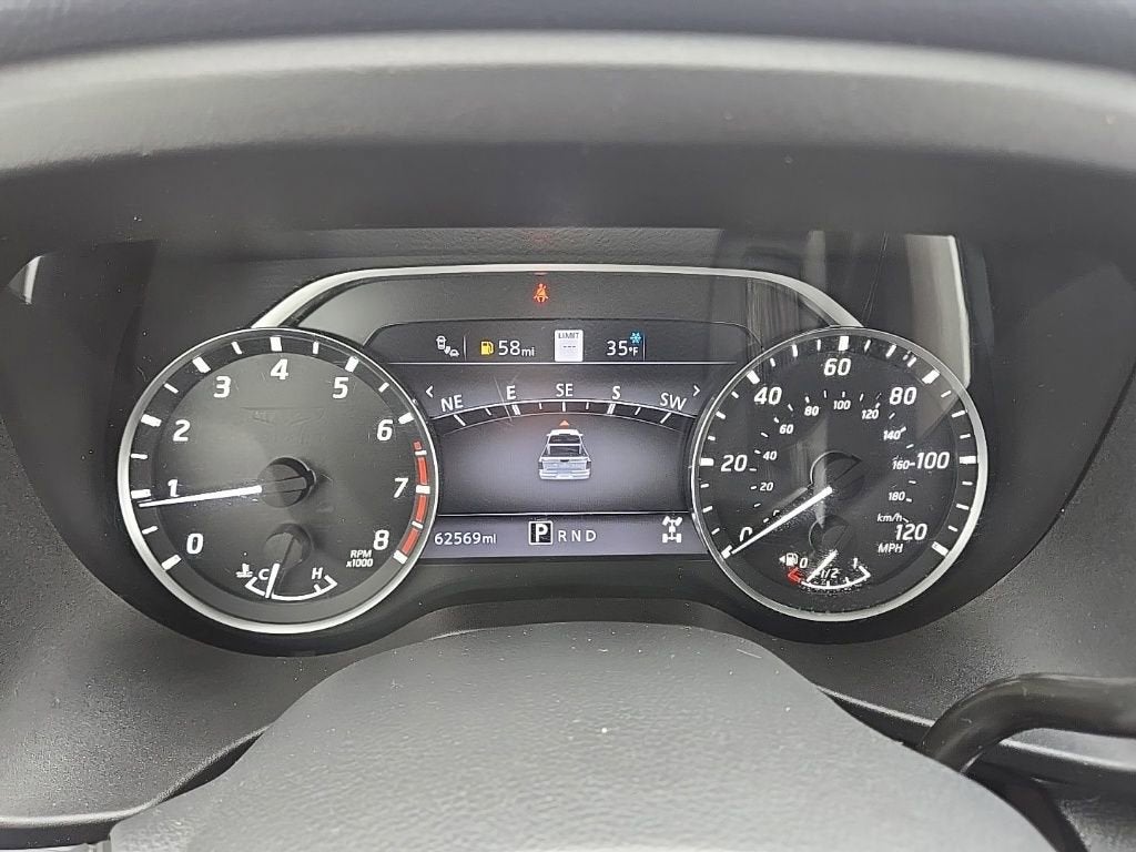 2021 Nissan Titan SV