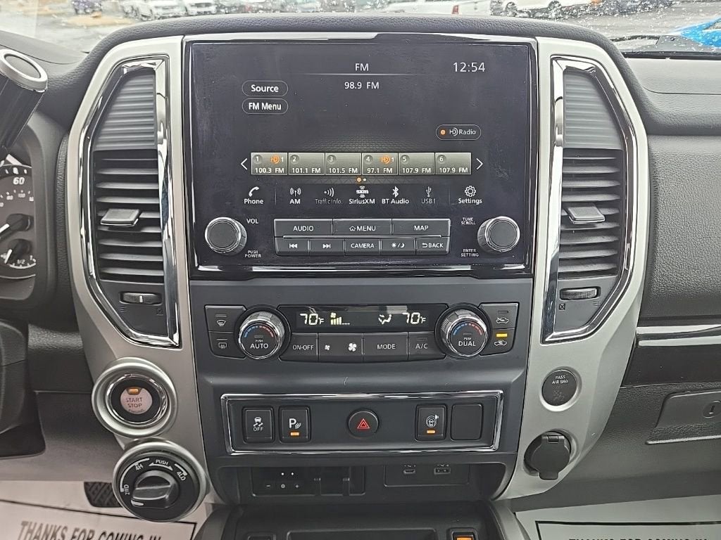 2021 Nissan Titan SV