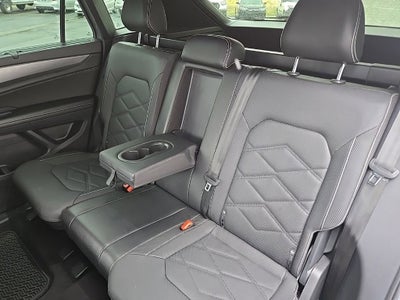 2024 Volkswagen Atlas Cross Sport 2.0T SE w/Technology