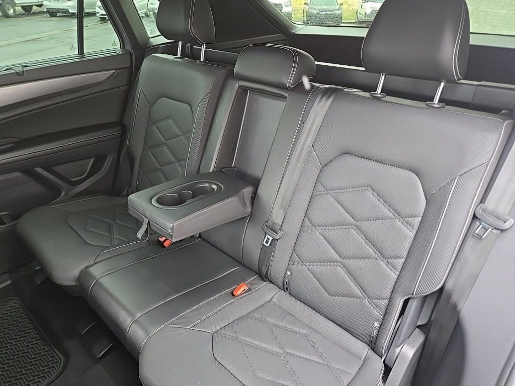 2024 Volkswagen Atlas Cross Sport 2.0T SE w/Technology