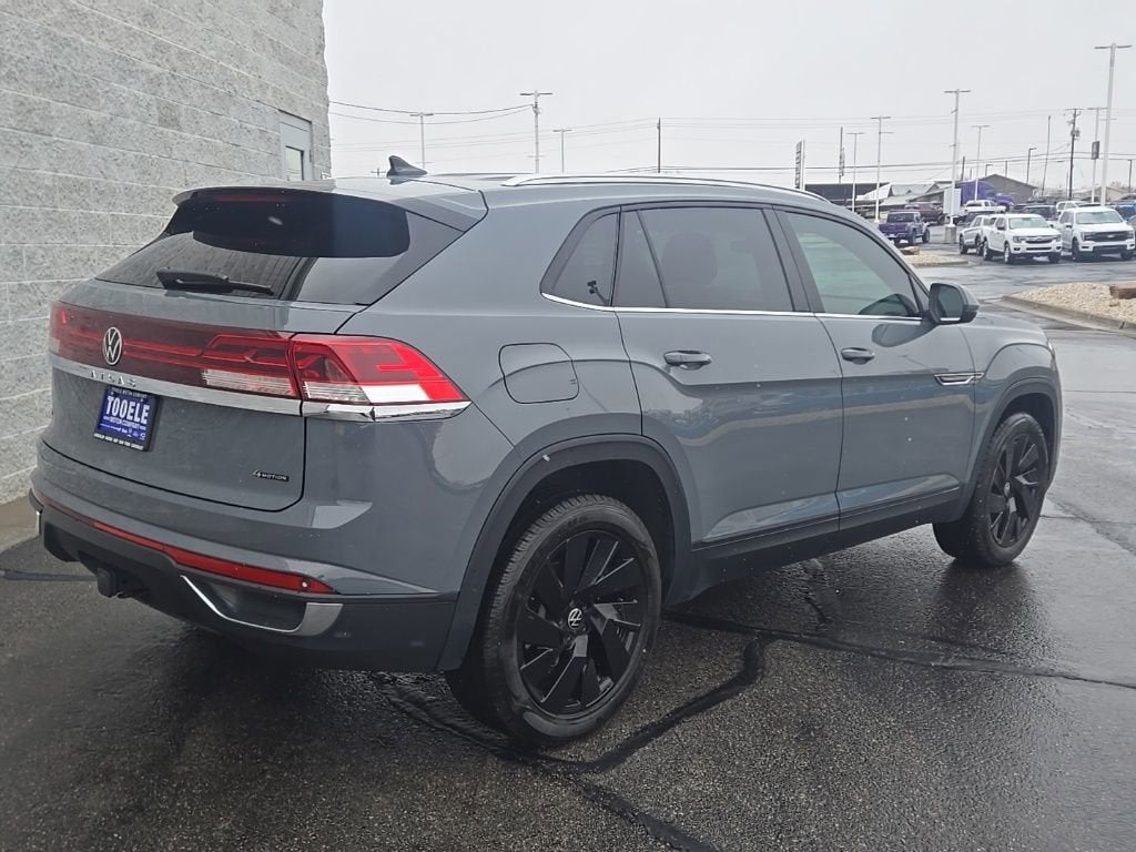 2024 Volkswagen Atlas Cross Sport 2.0T SE w/Technology