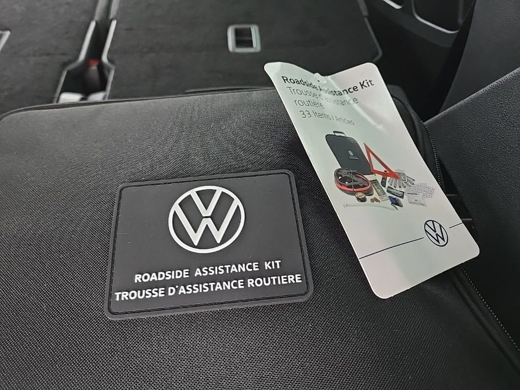 2024 Volkswagen Atlas Cross Sport 2.0T SE w/Technology