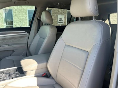 2021 Volkswagen Atlas 3.6L V6 SE w/Technology R-Line