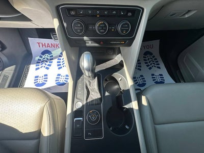 2021 Volkswagen Atlas 3.6L V6 SE w/Technology R-Line