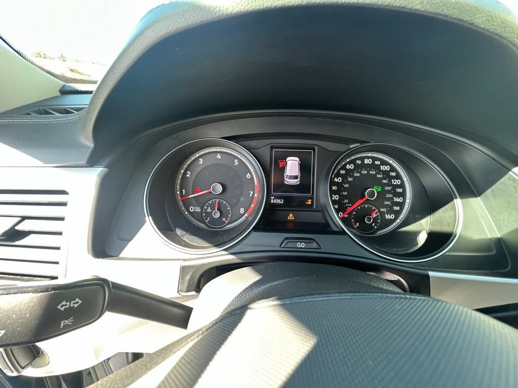 2021 Volkswagen Atlas 3.6L V6 SE w/Technology R-Line