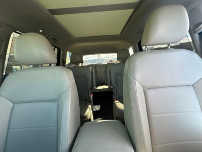2021 Volkswagen Atlas 3.6L V6 SE w/Technology R-Line