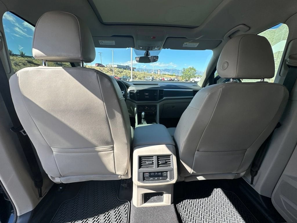 2021 Volkswagen Atlas 3.6L V6 SE w/Technology R-Line