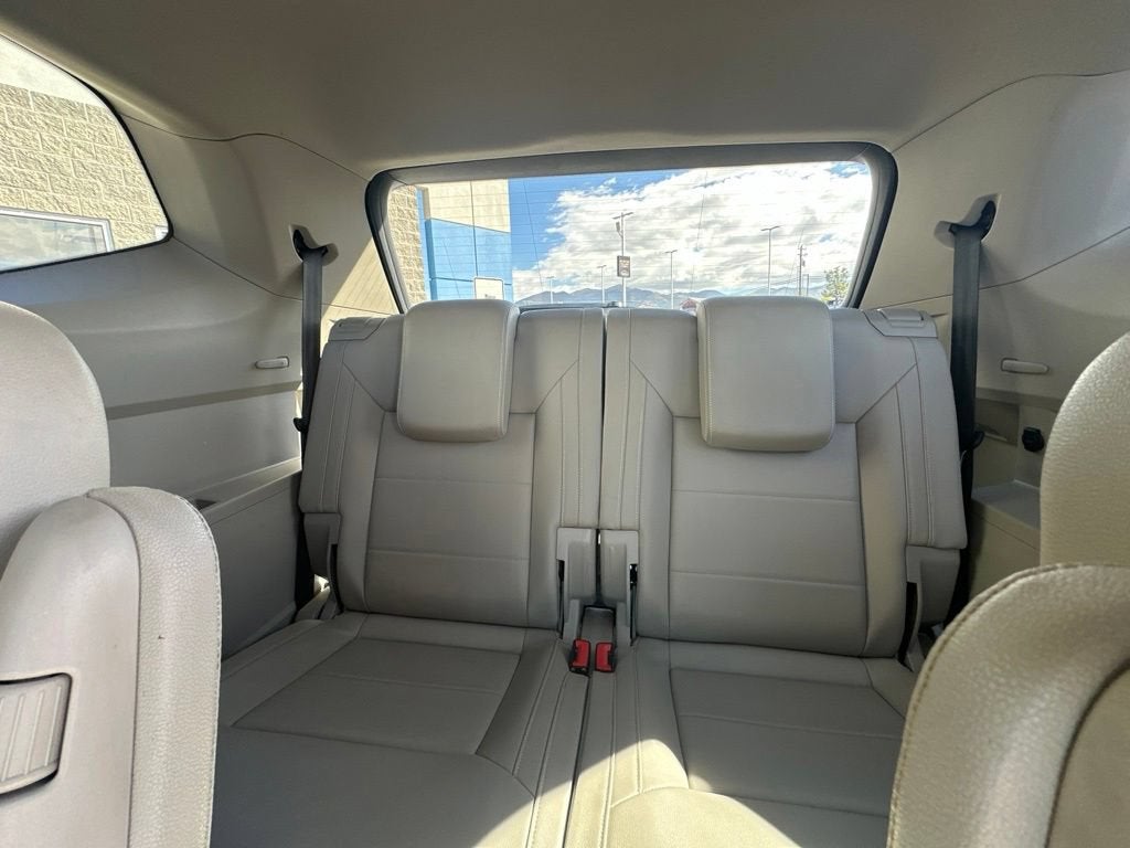 2021 Volkswagen Atlas 3.6L V6 SE w/Technology R-Line