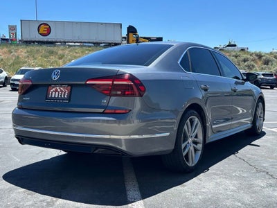 2017 Volkswagen Passat 1.8T R-Line