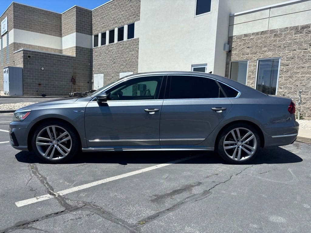 2017 Volkswagen Passat 1.8T R-Line