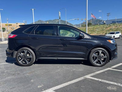 2022 Ford Edge ST
