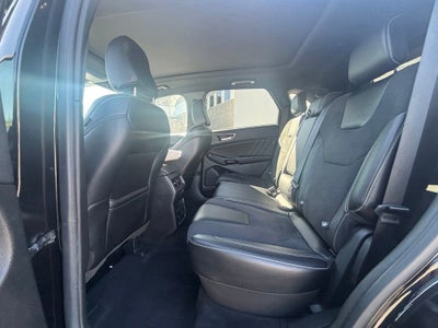 2022 Ford Edge ST
