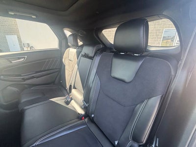 2022 Ford Edge ST