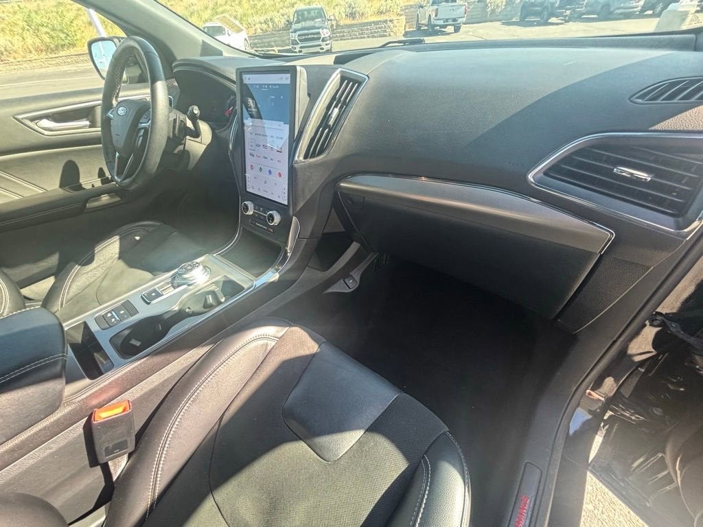 2022 Ford Edge ST