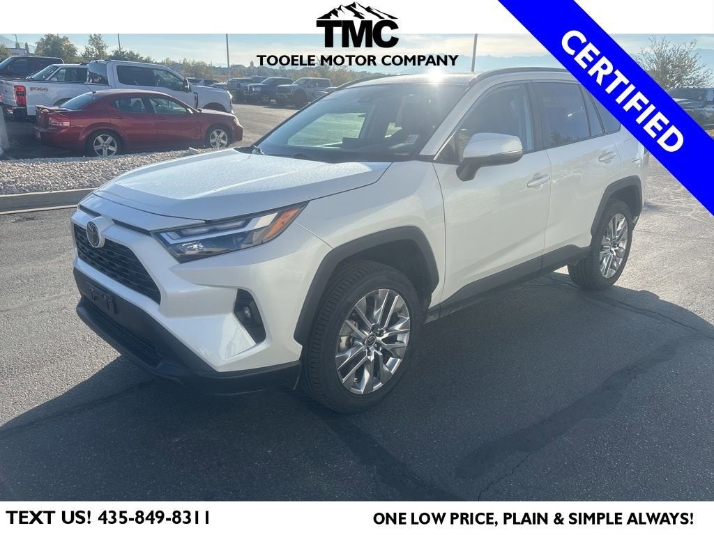 2024 Toyota RAV4 XLE Premium